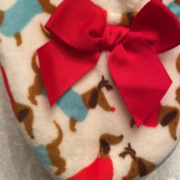 dachshund Holiday themed slippers - Picture 6 of 8